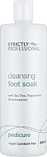 Духи, Парфюмерия, косметика Средство для расспаривания ног - Strictly Professional Cleansing Foot Soak