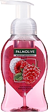 Парфумерія, косметика Рідке мило "Малина" - Palmolive Magic Softness Foaming Handwash Raspberry