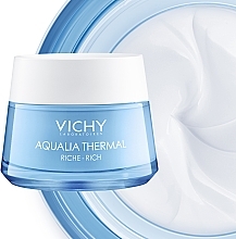 УЦЕНКА Насыщенный крем для глубокого увлажнения кожи лица - Vichy Aqualia Thermal Rehydrating Cream Rich * — фото N3
