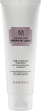 Пенка для умывания - The Body Shop Drops of Light Pure Clarifying Foam Wash — фото N1