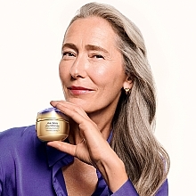 Концентрированный крем для зрелой кожи - Shiseido Vital Perfection Concentrated Supreme Cream (рефилл) — фото N7
