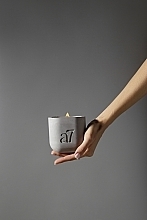 Ароматична соєва свічка, сіра - A7 Candles Sea Salt&Wood — фото N4