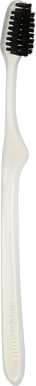 Зубная щетка "Софт Блек Вайтенинг", прозрачно-белая - Megasmile — фото N1