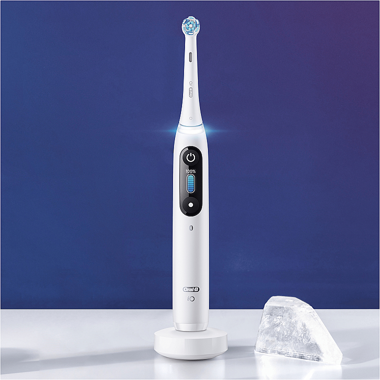 Электрическая зубная щетка, белая - Oral-B Braun iO Серия 8 — фото N5