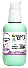 Антивозрастная крем-сыворотка для лица с гиалуроновой кислотой - Garnier Bio 2in1 Anti-Age Serum Cream With Hyaluronic Acid — фото N2