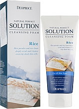 Парфумерія, косметика Пінка-скраб для глибокого очищення пір з рисовою пудрою - Deoproce Natural Perfect Solution Cleansing Foam Deep Cleansing Rice