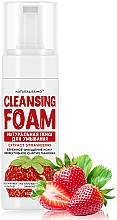 Пенка для умывания с клубникой - Naturalissimo Cleansing Foam — фото N2