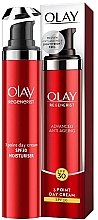 Парфумерія, косметика Зволожувальний денний крем SPF 30 - Olay Regenerist 3 Point Super Firming Moisturiser SPF 30