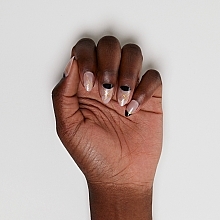 Накладні нігті на клейкій основі - Essence Nails In Style Be In Line — фото N2