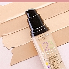 Тональна основа - Bourjois 123 Perfect Foundation — фото N12