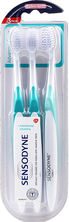 Набор зубных щеток, экстрамягкие - Sensodyne Advanced Clean Extra Soft Toothbrush — фото N2