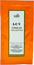 Шампунь для волосся з яблучним оцтом - Lador Acv Vinegar Shampoo (міні) — фото N1