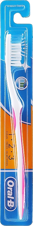 Зубная щетка, 40 средняя, розовая - Oral-B 123 40 Medium — фото N1