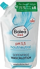 Лосьон для умывания без мыла, pH 5,5 - Balea Med Soap-Free Wash Lotion pH 5,5 (refill) — фото N1