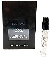 Духи, Парфюмерия, косметика Tom Ford Oud Wood - Парфюмированная вода (пробник)