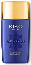 Парфумерія, косметика Легка оксамитувата тональна основа - Kiko Lost In Amalfi Lightweight Velvet Foundation