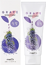 Пінка з содою для вмивання обличчя з виноградом - MED B Grape Soda Foam — фото N2