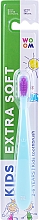 Зубна щітка для дітей 2-6, ультрам'яка, салатова - Woom Kids Extra Soft Toothbrush 2-6 — фото N1