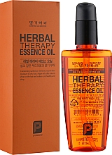 Відновлювальна олія для волосся з цілющими травами - Daeng Gi Meo Ri Herbal Therpay Essence Oil — фото N2