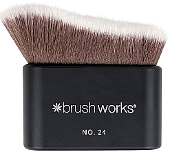 Кисть для растушевки, №24 - Brushworks Blending Face & Body Brush — фото N1