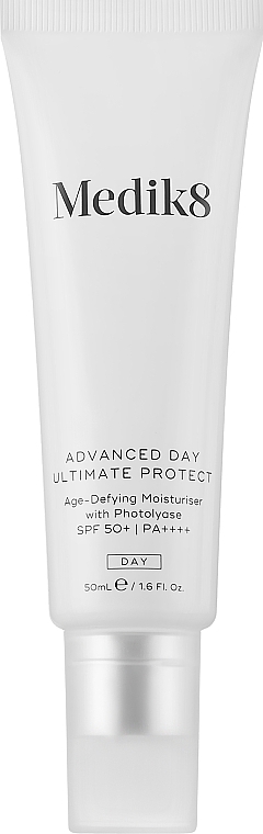 Антивіковий зволожувальний сонцезахисний крем з фотоліазою для обличчя - Medik8 Advanced Day Ultimate Protect SPF 50/PA++++ — фото N1