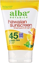 Солнцезащитное средство "Зеленый чай" SPF 45 - Alba Botanica Natural Hawaiian Sunscreen Revitalizing Green Tea Broad Spectrum SPF 45 — фото N1