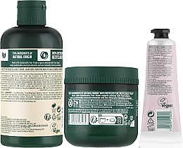 Набор, 5 продуктов - The Body Shop Soothe & Smooth Almond Milk Essentials Gift — фото N3