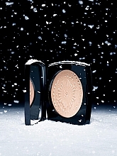 Мерцающая пудра-хайлайтер - Chanel Diamond Dust Oversize Illuminating Powder — фото N4