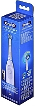Електрична зубна щітка на батарейках - Oral-B Pro Battery Precision Clean — фото N3
