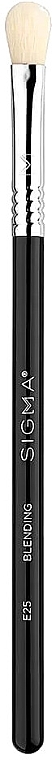 Кисть для тушевки - Sigma Beauty E25 Blending Brush — фото N1