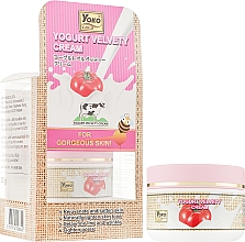 Парфумерія, косметика Відновлювальний крем для обличчя - Yoko Yogurt Velvety Facial Cream