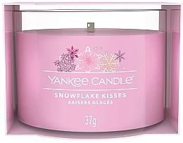 Парфумерія, косметика Ароматична міні-свічка у склянці - Yankee Candle Snowflake Kisses Filled Votive