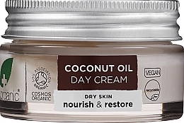 Денний крем для обличчя "Кокосова олія" - Dr. Organic Bioactive Skincare Virgin Coconut Oil Day Cream — фото N1