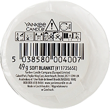 Ароматическая свеча "Мягкое одеяло" - Yankee Candle Scented Votive Candle Soft Blanket — фото N2