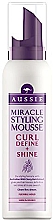 Духи, Парфюмерия, косметика Мусс для вьющихся волос - Aussie Miracle Styling Mousse Curl Define + Shine