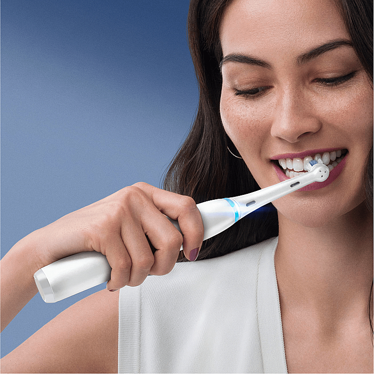 Электрическая зубная щетка, белая - Oral-B Braun iO Серия 8 — фото N12