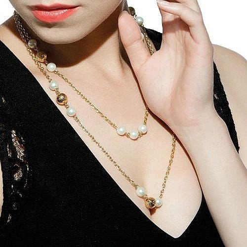 ПОДАРОК! Ожерелье из белого жемчуга с золотыми бусинами 46 см - Lambre — фото N2