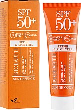 Сонцезахисний крем для обличчя з рейші та алое вера SPF50 - Bioearth Sun Defence Reishi & Aloe Vera — фото N1