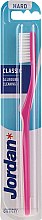 Парфумерія, косметика Зубна щітка з жорсткою щетиною "Класік", малинова - Jordan Classic Hard Toothbrush