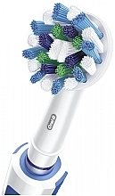 Электрическая зубная щетка - Oral-B Pro 600 Cross Action — фото N3