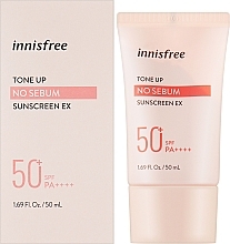 Солнцезащитный крем для комбинированной кожи - Innisfree Tone Up No Sebum Sunscreen EX SPF50+ PA++++ — фото N2