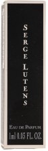 Парфумерія, косметика Serge Lutens sa Majeste la Rose - Парфумована вода (пробник)