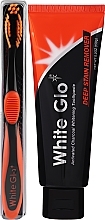 Набор с оранжевой щеткой - White Glo Charcoal Deep Stain Remover Toothpaste (toothpaste/150ml + toothbrush) — фото N2