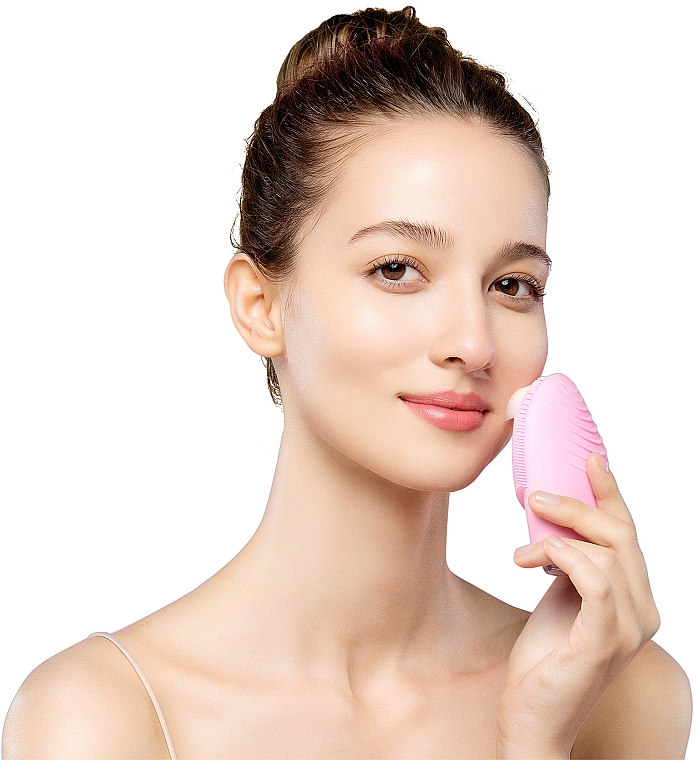 Щітка для очищення і антивікового масажу обличчя LUNA 3 для нормальної шкіри - Foreo LUNA 3 Sonic Facial Cleanser and Anti-Aging Massager for Normal Skin — фото N4