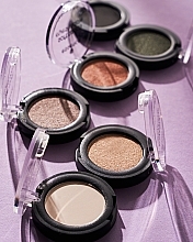 Тіні для повік - Essence Soft Touch Eyeshadow — фото N9