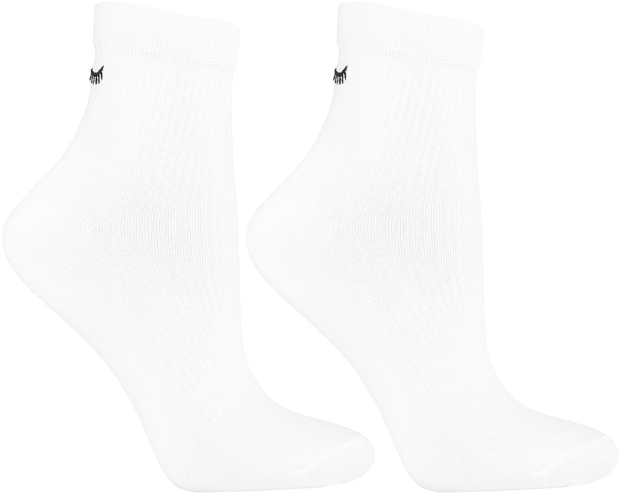 Жіночі короткі шкарпетки в рубчик 3/4 з вишивкою, білі - Moraj — фото N1