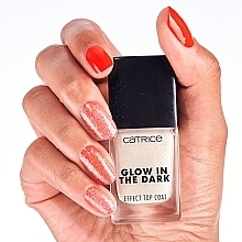 Верхнє покриття для лаку - Catrice Glow In The Dark Effect Top Coat — фото N6