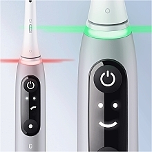 Електрична зубна щітка, сіра - Oral-B Braun iO Серія 8 — фото N7