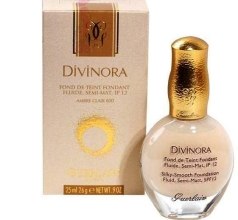 Парфумерія, косметика Тональний крем - Guerlain Divinora Fleur De Teint 