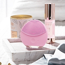 Щітка для очищення і масажу обличчя - Foreo Luna Mini 2 Plus Pink — фото N6